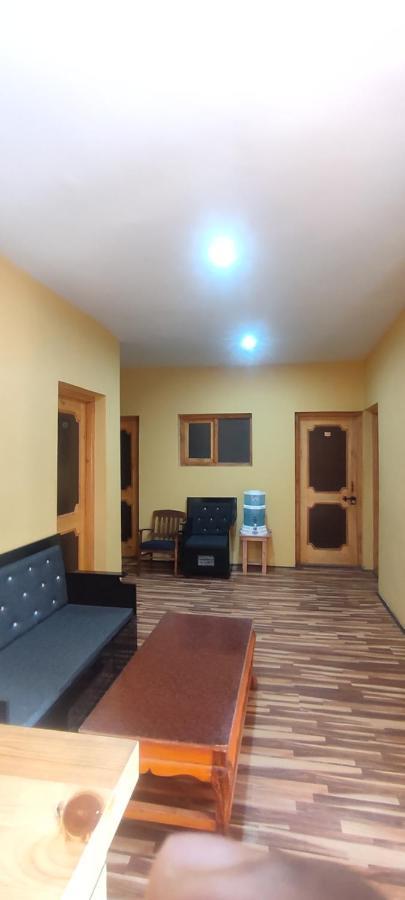 Noor Guest House ليه المظهر الخارجي الصورة