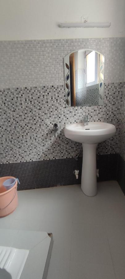 Noor Guest House ليه المظهر الخارجي الصورة