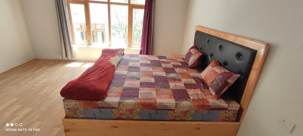 Noor Guest House ليه المظهر الخارجي الصورة
