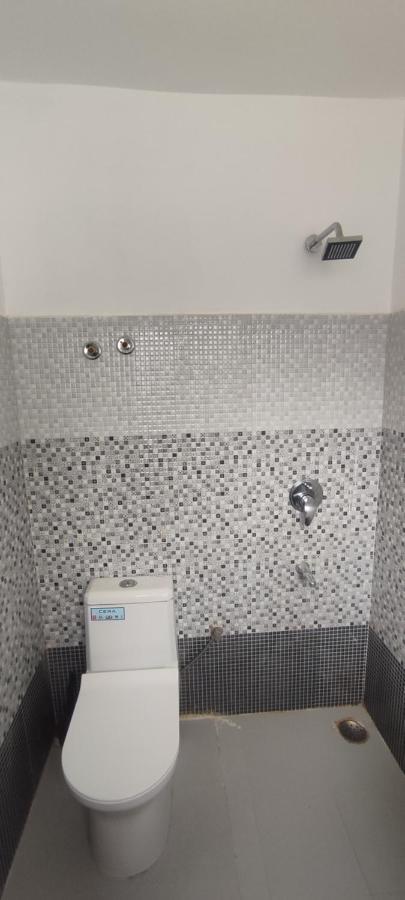 Noor Guest House ليه المظهر الخارجي الصورة